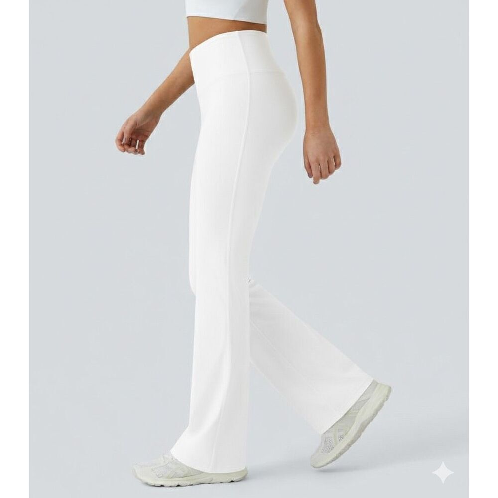 Halara DayStretch High Waisted Pocket Plain Leggings White Size M NWT